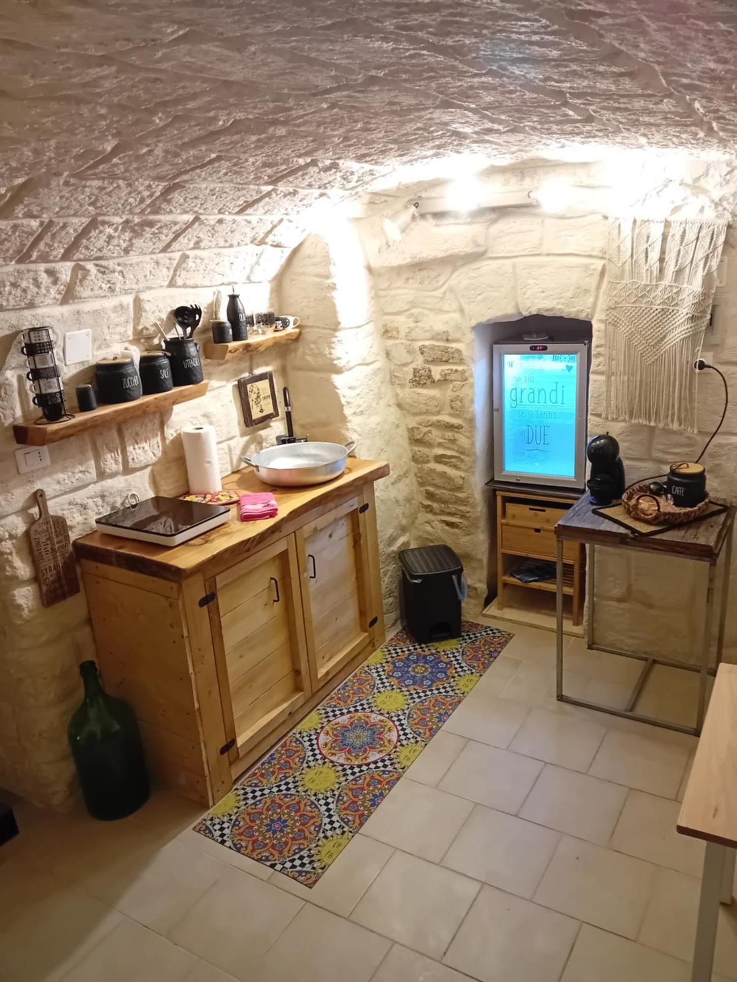 B & B La Grotta Бішельє Екстер'єр фото